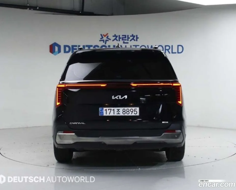 Kia Carnival HEV 9 2024 — thumbnail 4