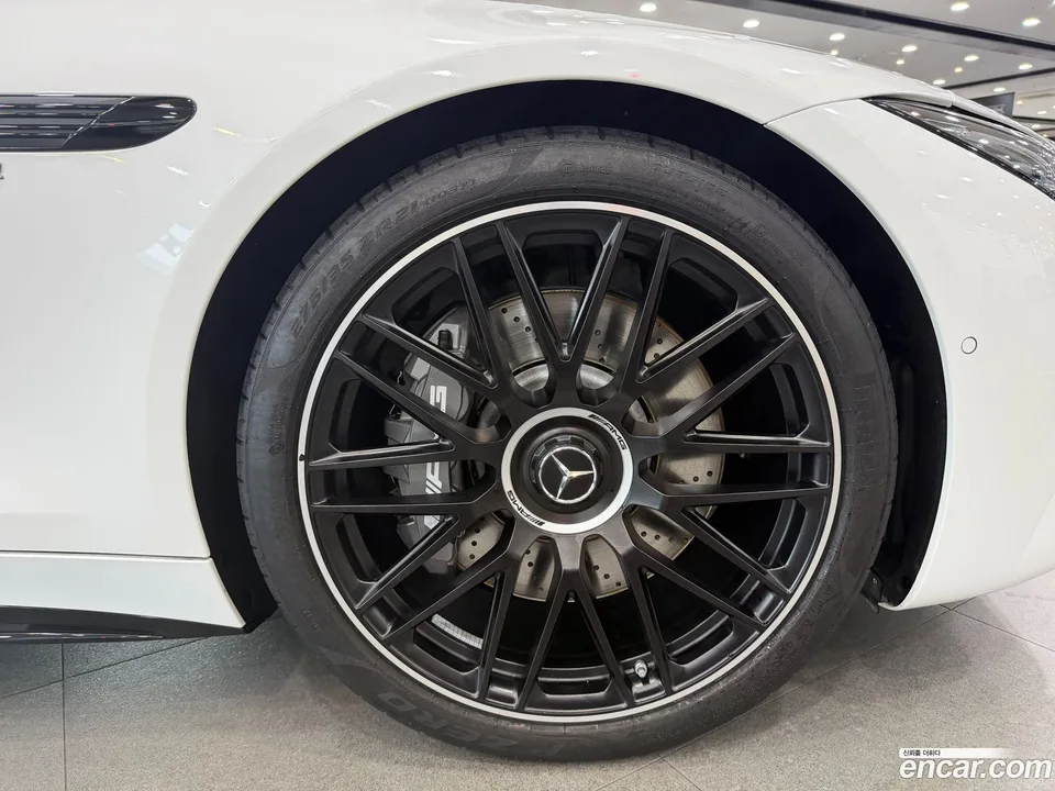 Mercedes-Benz SL-Class AMG SL43 2025 — thumbnail 5