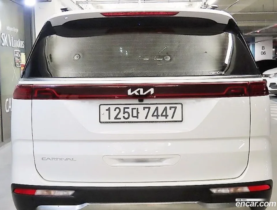 Kia Carnival 7 2022 — thumbnail 5