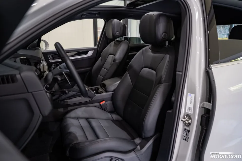 Porsche Cayenne 3.0 2025 — миниатюра 2