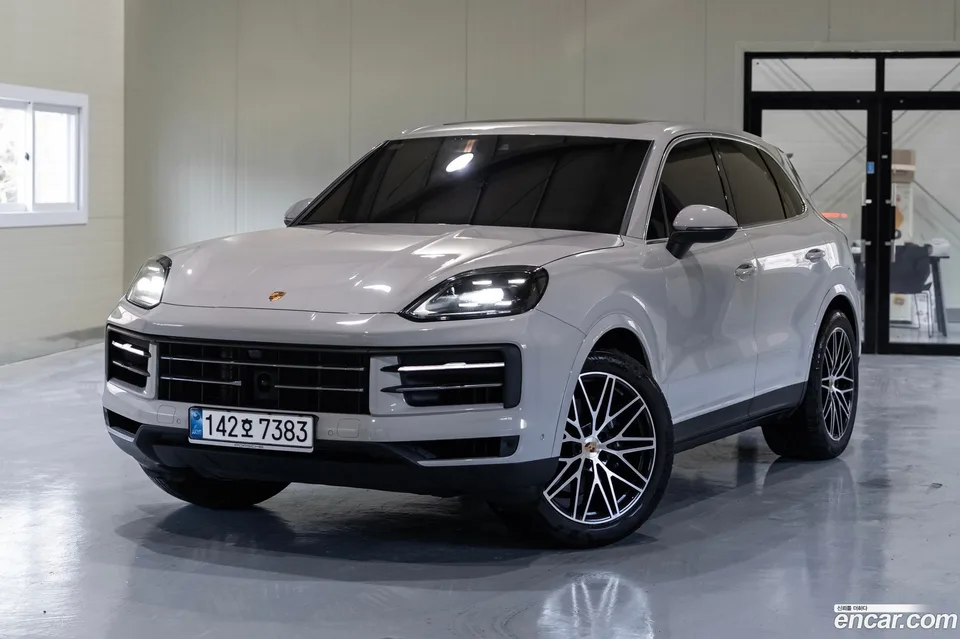 Porsche Cayenne 2025
