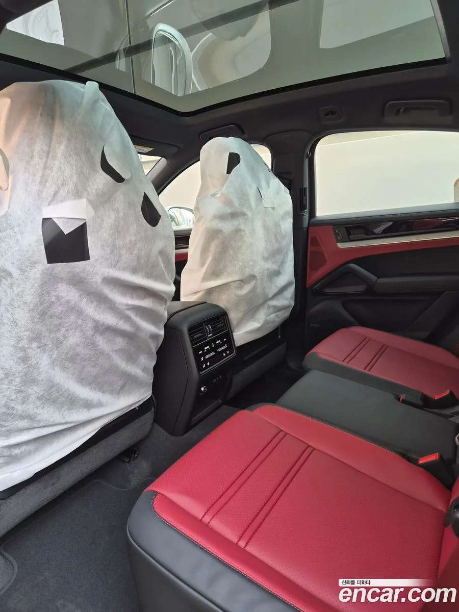 Porsche Cayenne 3.0 E- 2026 — миниатюра 2