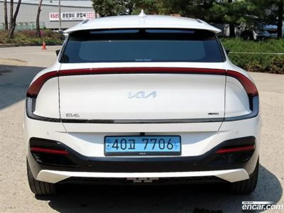 Kia EV6 4WD 2024 — thumbnail 4