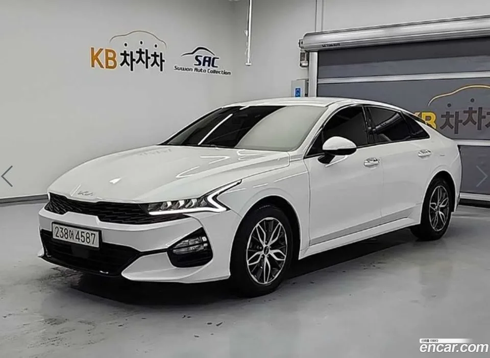 Kia K5 2.0 LPI() 2023 — фото 1, купить с доставкой в Москву