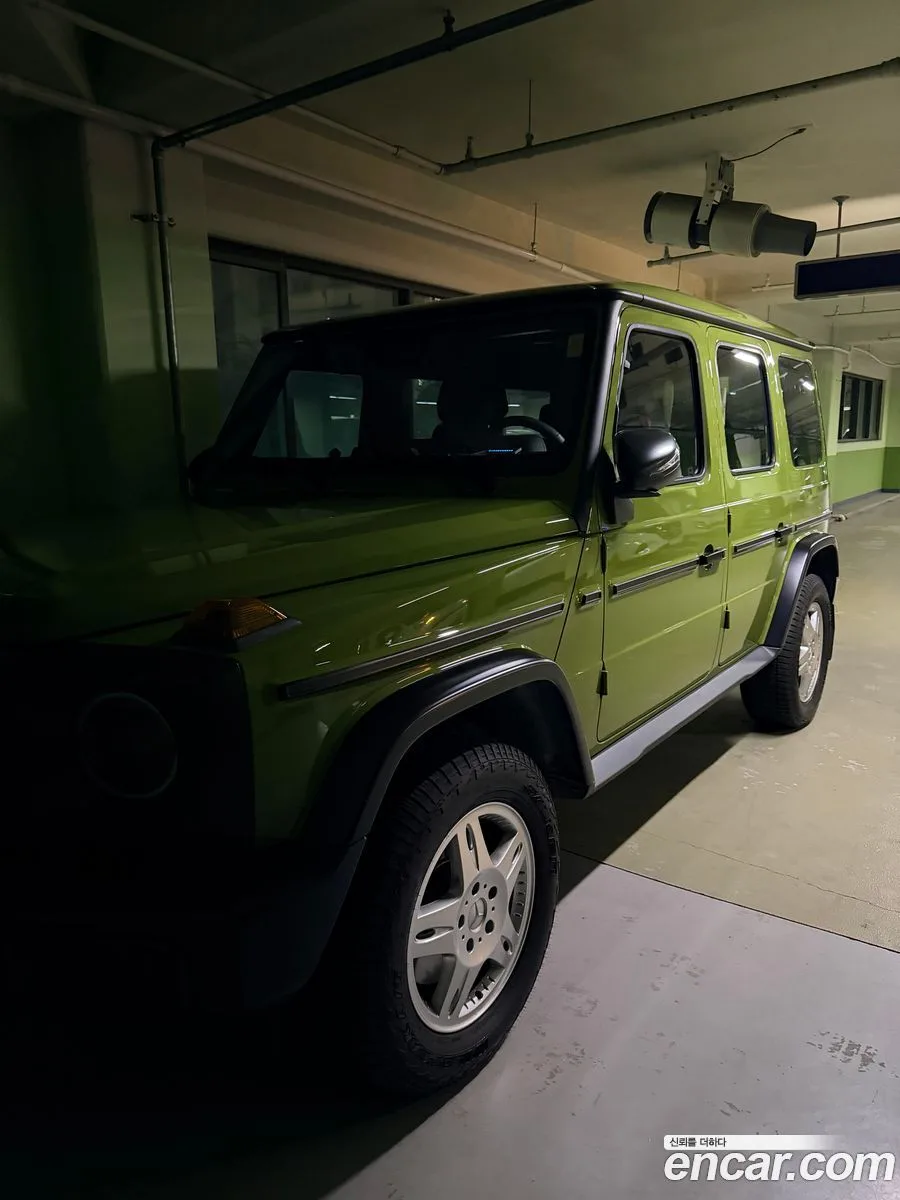 Mercedes-Benz G-Class 2025