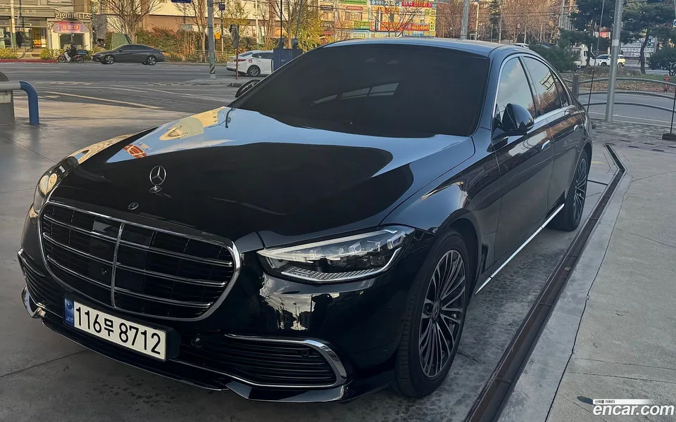 Mercedes-Benz S-Class 2022