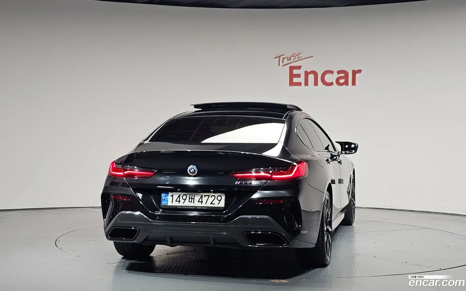BMW 8 Series M850i xDrive 2023 — миниатюра 4