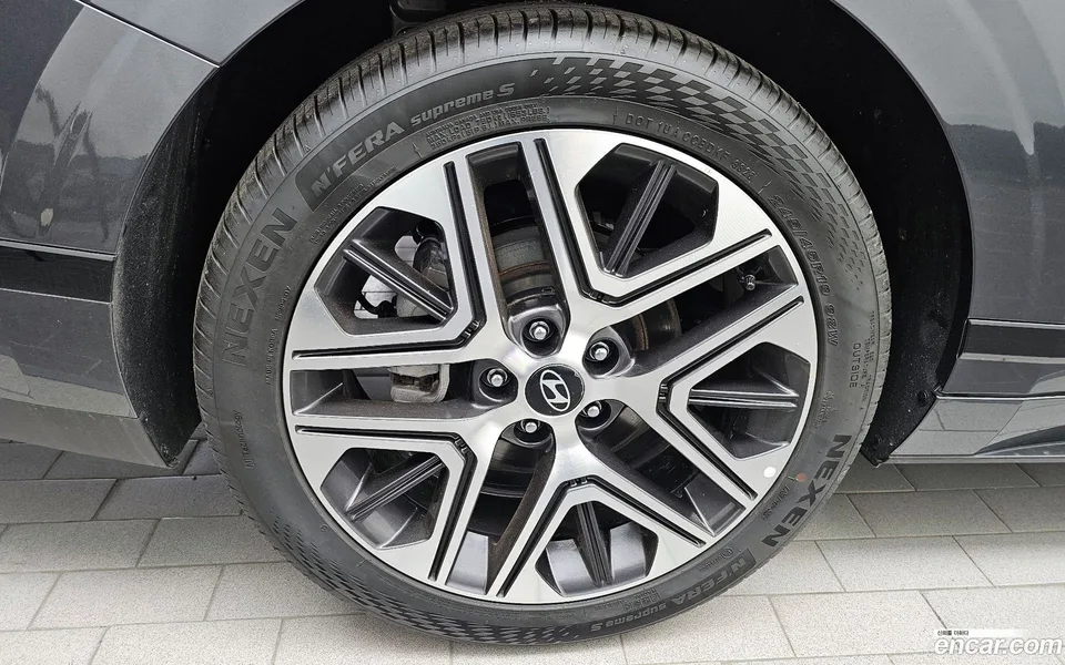 Hyundai Grandeur 2.5 2WD 2025 — thumbnail 2