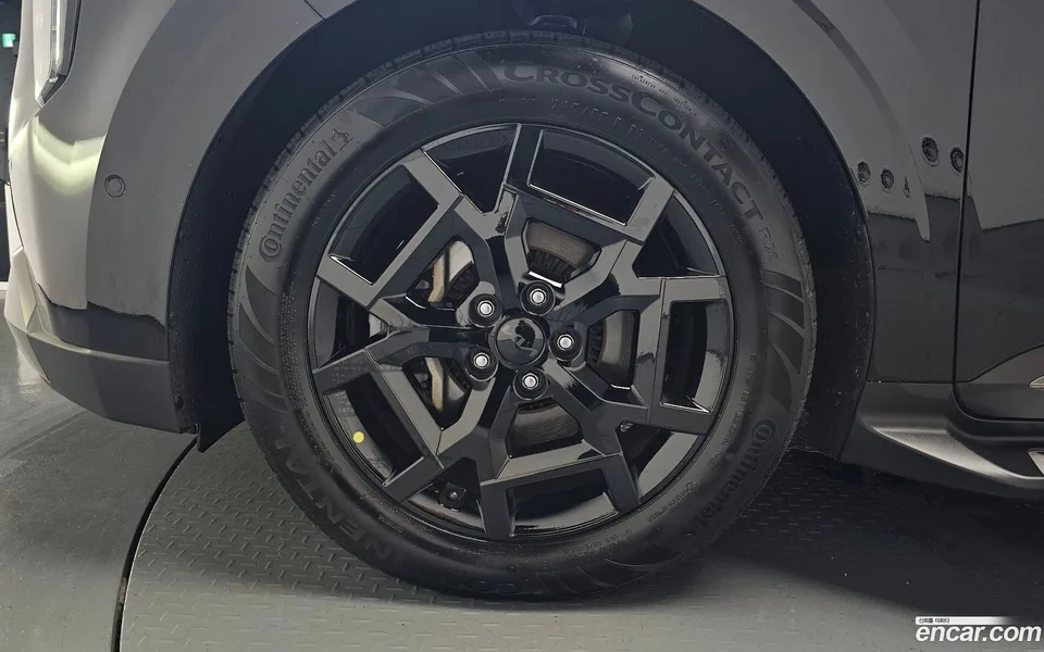 Kia Carnival 7 X Line 2025 — thumbnail 5