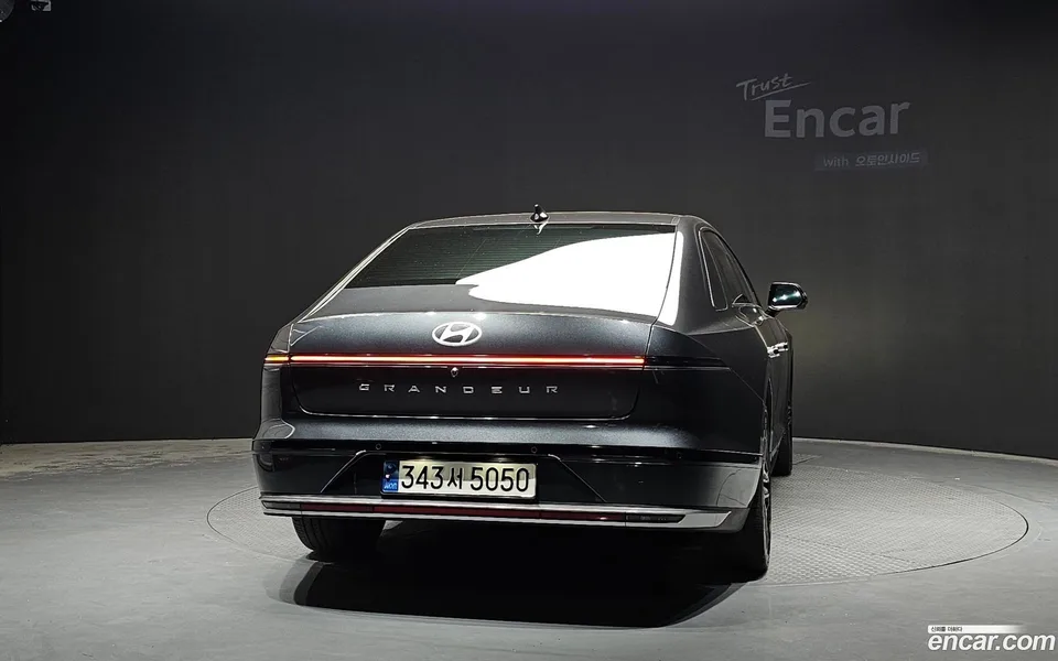 Hyundai Grandeur 3.5 4WD 2023 — миниатюра 4