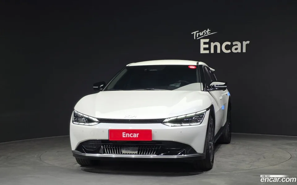 Kia EV6 2023 — thumbnail 3