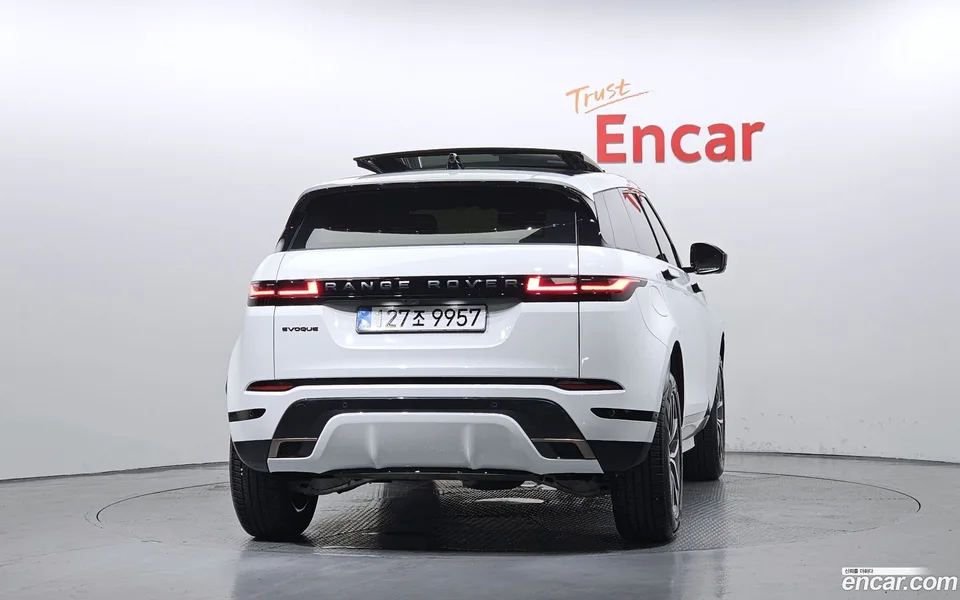 Land Rover Range Rover Evoque P250 SE 2025 — миниатюра 4