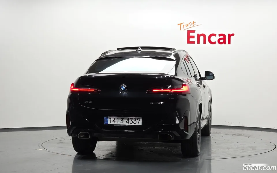 BMW X4 xDrive20i M 2022 — миниатюра 4