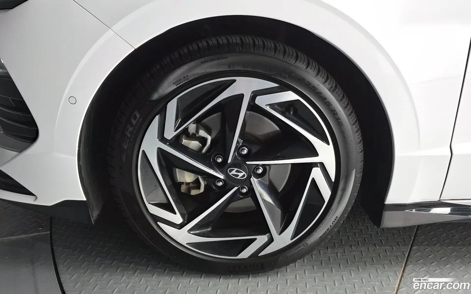 Hyundai Sonata The Edge Hybrid 2024 — миниатюра 2