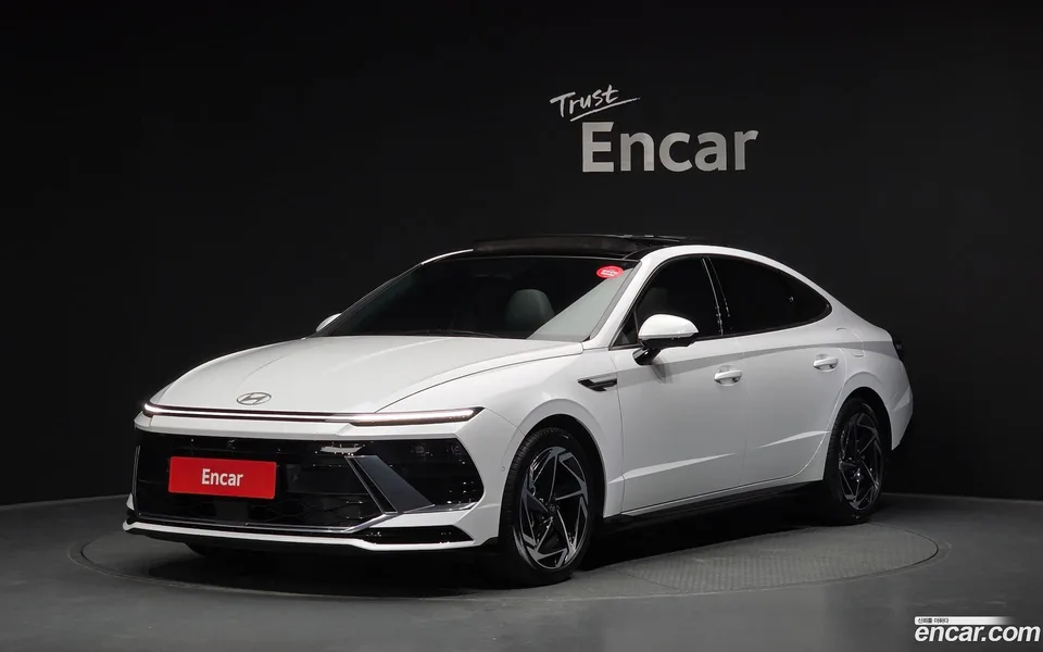 Hyundai Sonata The Edge Hybrid 2024 — фото 1, купить с доставкой в Москву