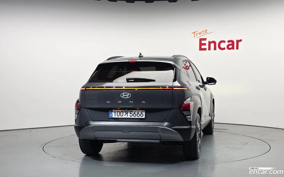 Hyundai Kona Hybrid 2025 — thumbnail 4