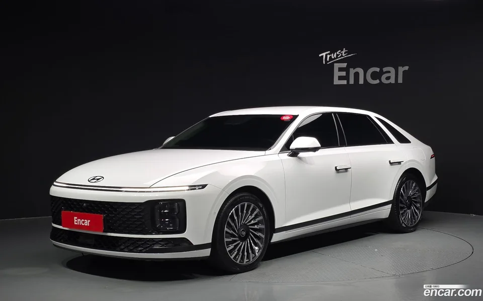 Hyundai Grandeur 2.5 2WD 2024 — photo 1, buy with delivery to Moscow
