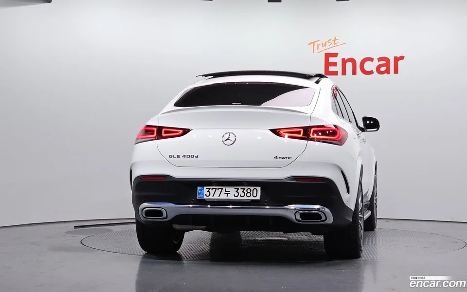 Mercedes-Benz GLE-Class GLE400d 4MATIC 2023 — thumbnail 4
