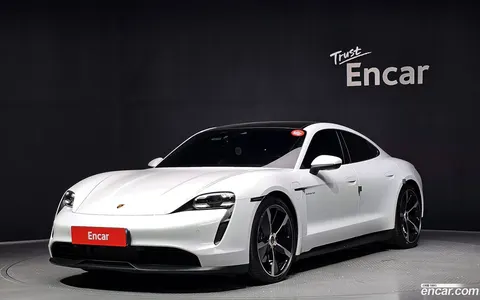 Porsche Taycan 2023 buy in Moscow