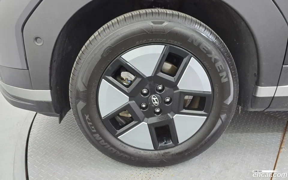 Hyundai SantaFe HEV 1.6 2WD 2024 — миниатюра 2