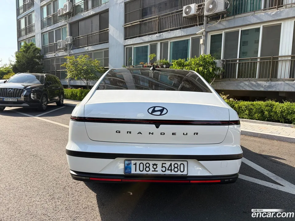 Hyundai Grandeur Hybrid 2025 — миниатюра 4