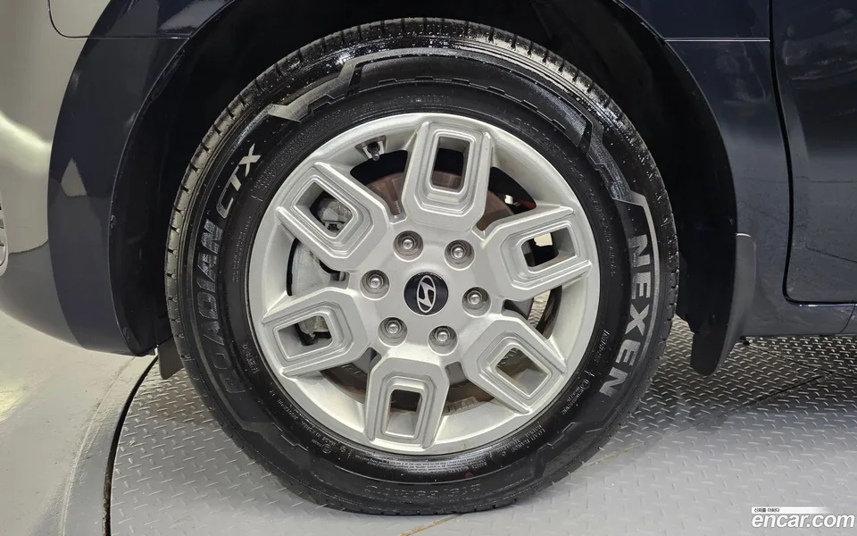 Hyundai Staria HEV 1.6 5 2024 — миниатюра 2