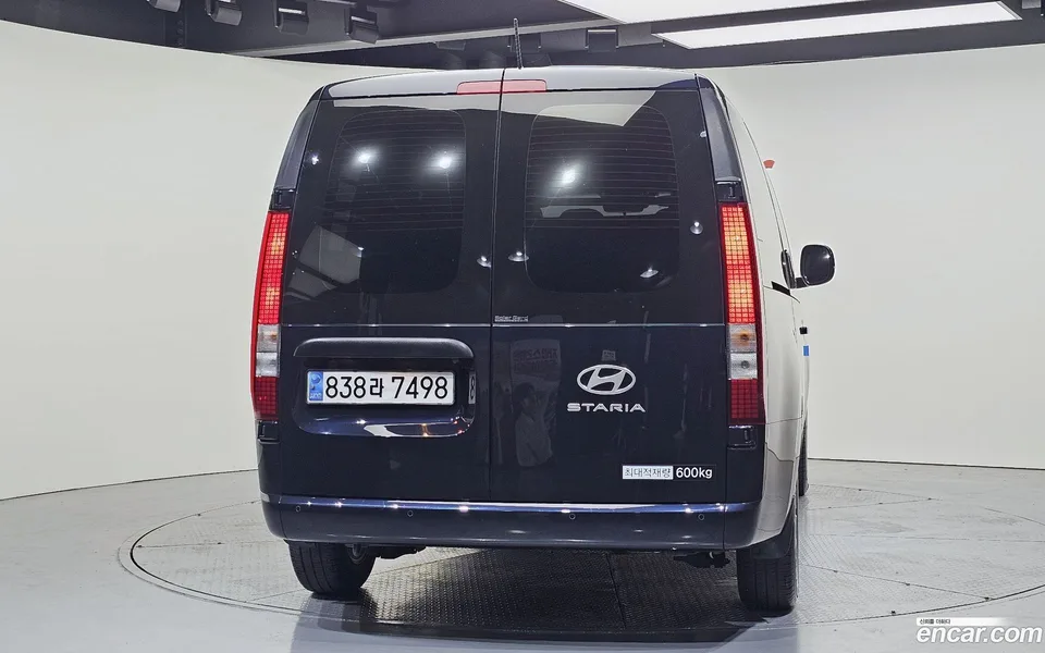 Hyundai Staria HEV 1.6 5 2024 — миниатюра 4