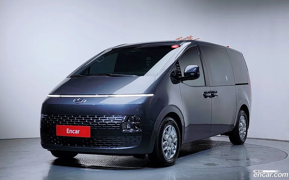 Hyundai Staria 2024