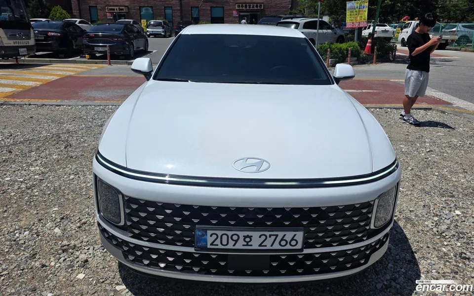 Hyundai Grandeur Hybrid 2026