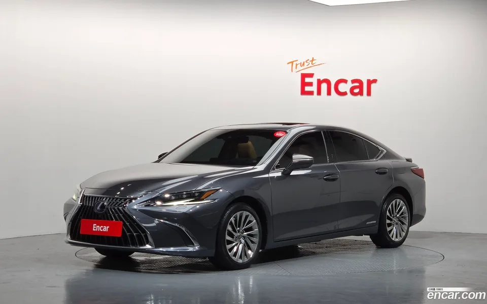 Lexus ES 300h 2022