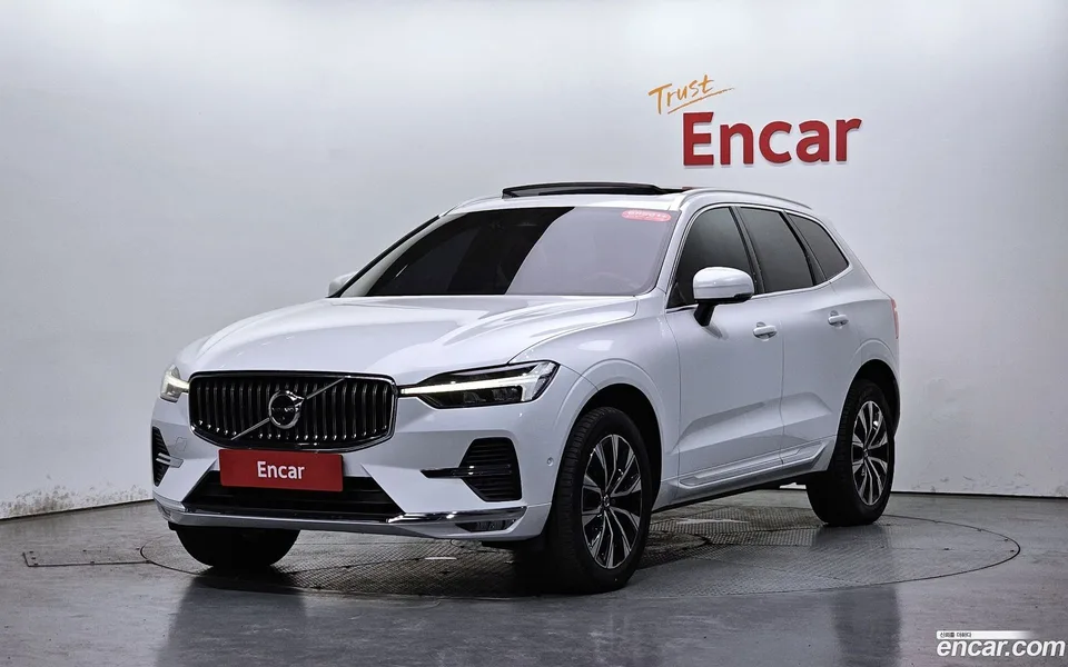 Volvo XC60 2022