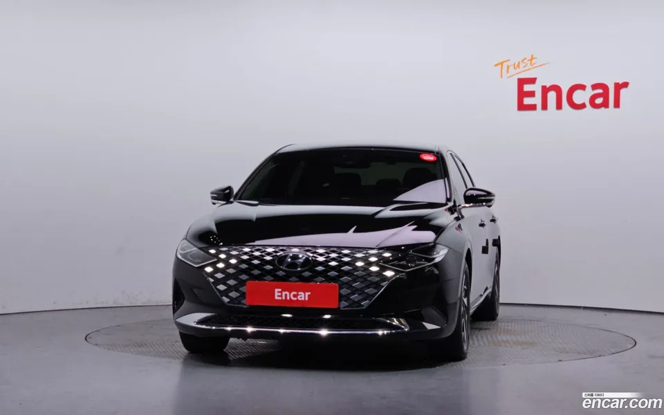 Hyundai Grandeur IG Hybrid 2022 — thumbnail 3