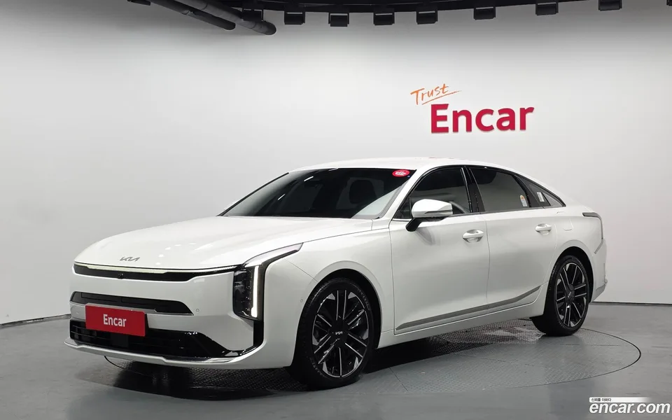 Kia K8 2.5 2WD 2024 — photo 1, buy with delivery to Moscow