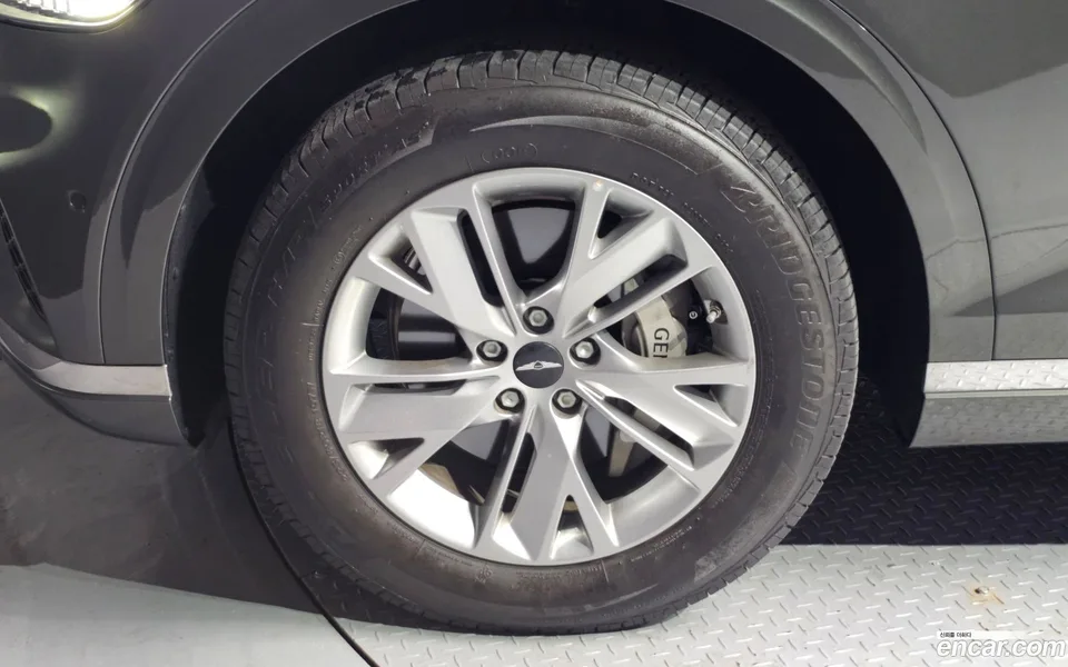 Genesis GV70 2.5T AWD 2024 — миниатюра 2