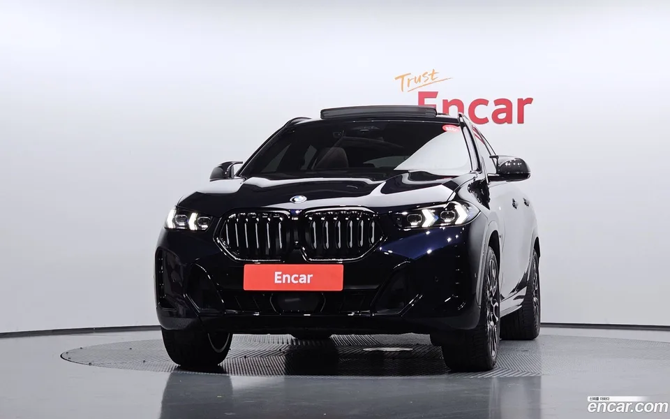 BMW X6 xDrive40i M 2025 — thumbnail 3