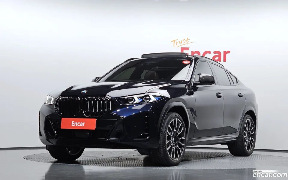 BMW X6 xDrive40i M 2025 — photo 1, buy with delivery to Moscow