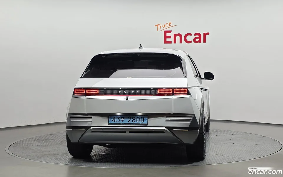 Hyundai Ioniq 5 2022 — thumbnail 4