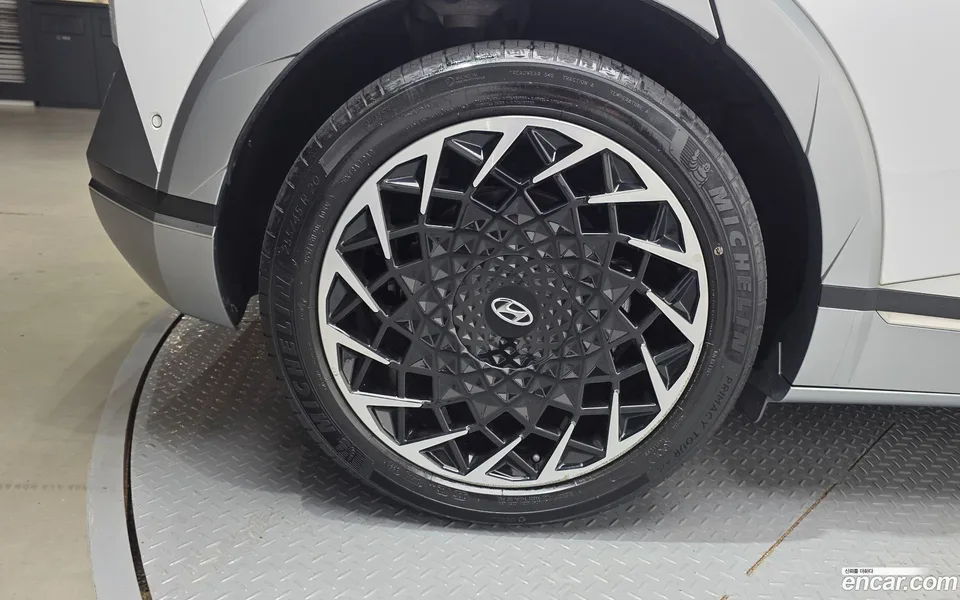 Hyundai Ioniq 5 2022 — thumbnail 5