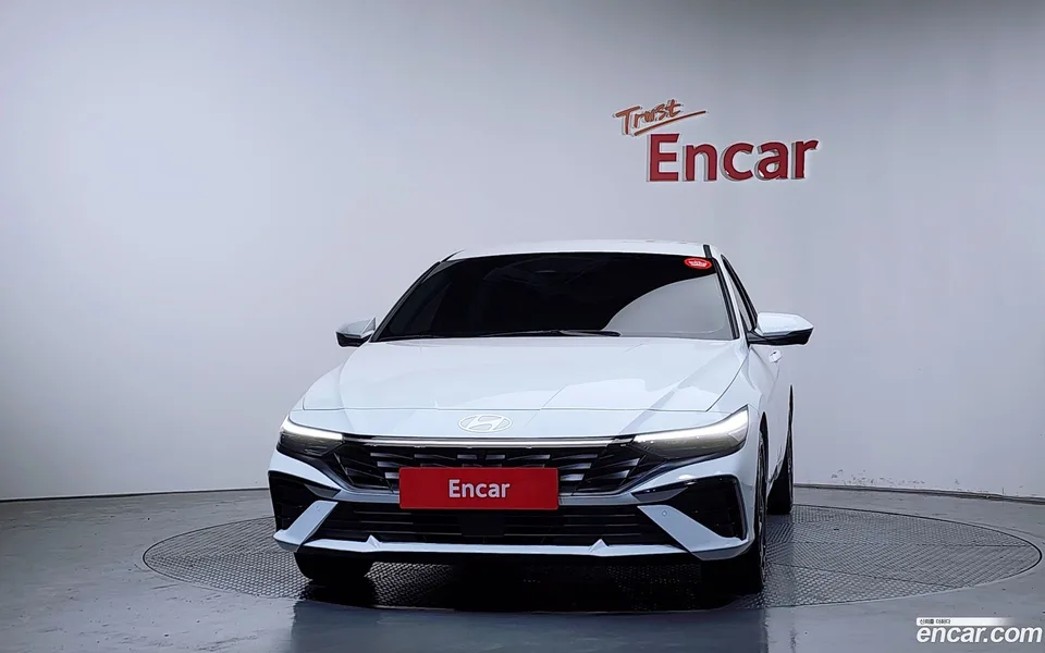 Hyundai Avante CN7 1.6 2025 — thumbnail 3