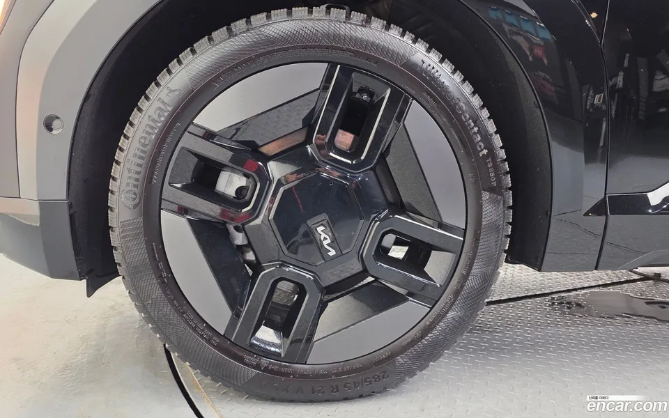 Kia EV9 4WD 2024 — миниатюра 2