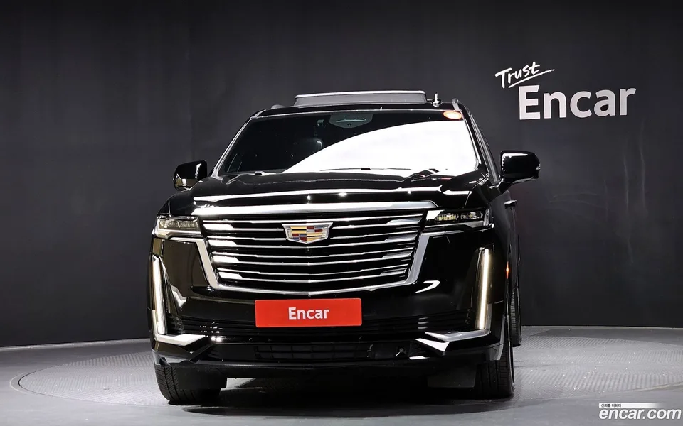 Cadillac Escalade 6.2 ESV 2023 — миниатюра 3