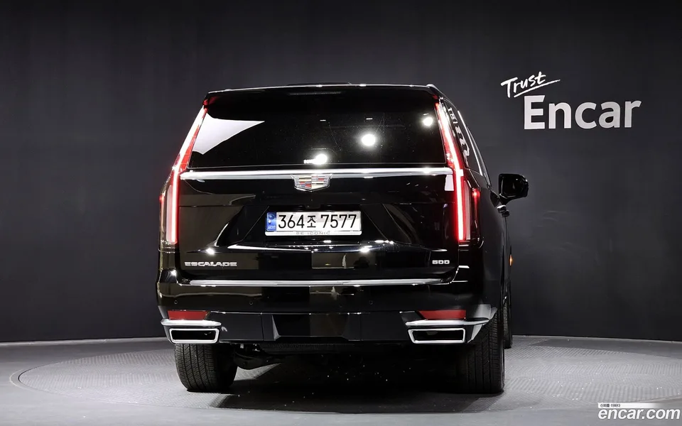 Cadillac Escalade 6.2 ESV 2023 — миниатюра 4