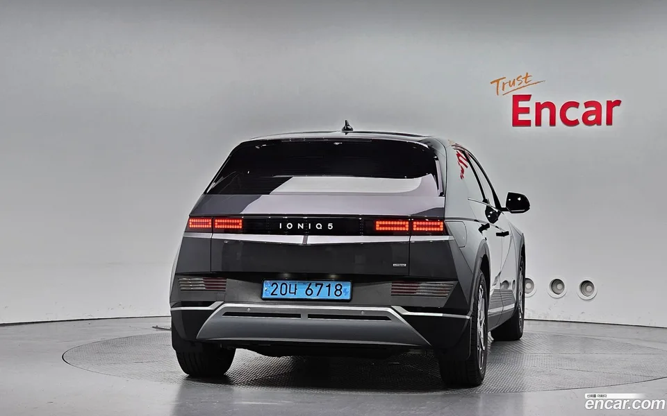 Hyundai Ioniq 5 AWD 2023 — thumbnail 4