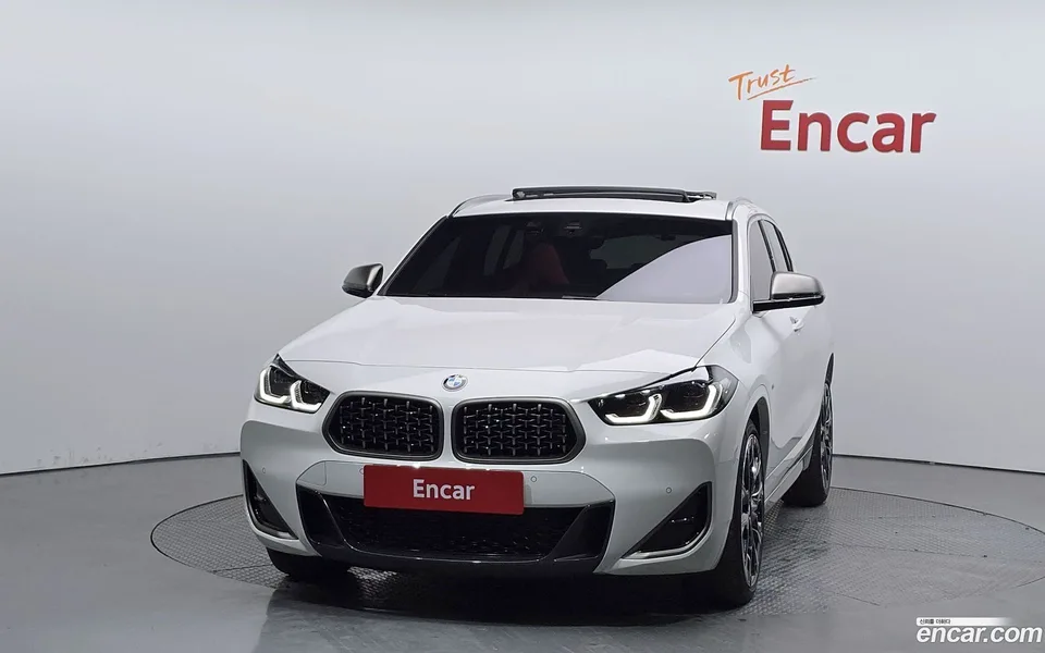 BMW X2 xDrive M35i 2023 — thumbnail 3