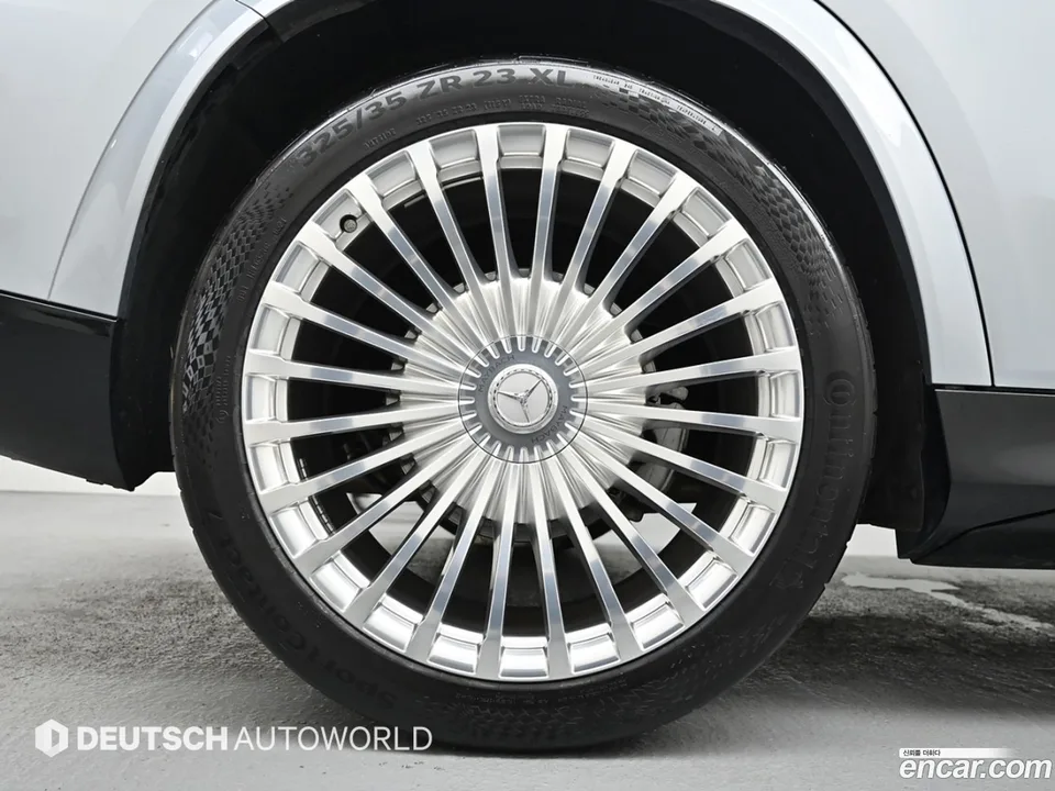 Mercedes-Benz GLS-Class GLS600 4MATIC 2023 — миниатюра 5