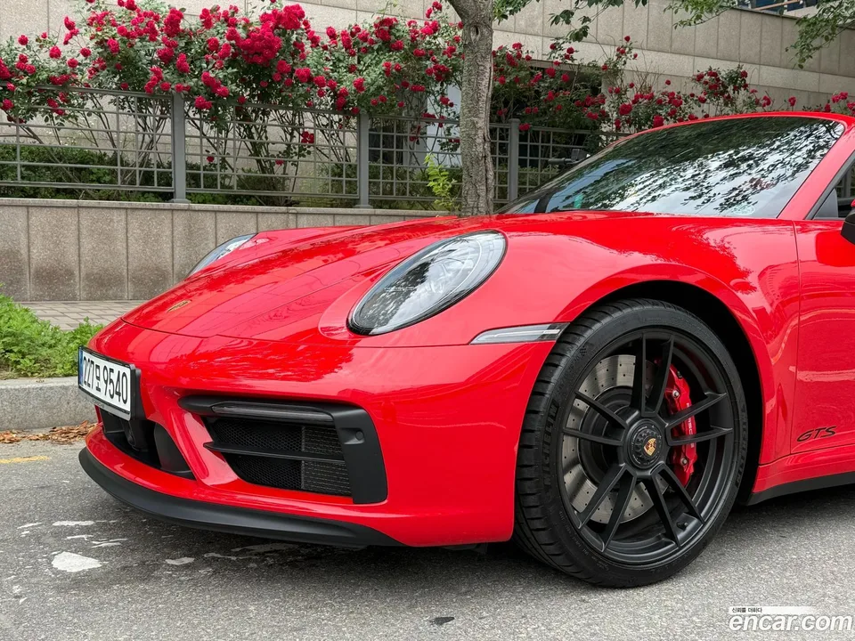 Porsche 911 (992) GTS 2023 — thumbnail 3
