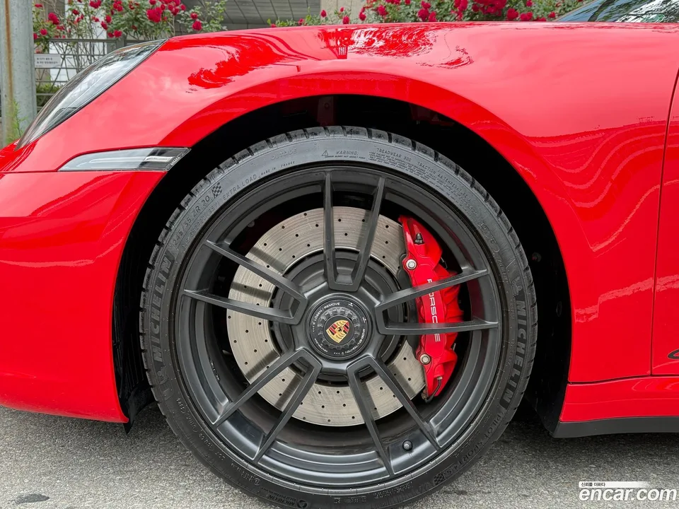 Porsche 911 (992) GTS 2023 — thumbnail 4