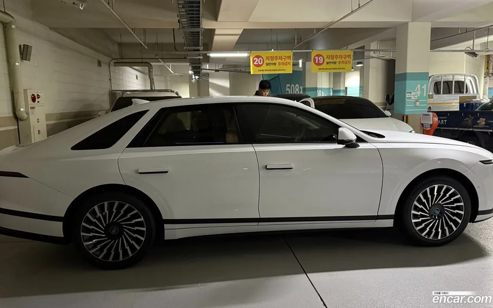 Hyundai Grandeur Hybrid 2026 — thumbnail 2
