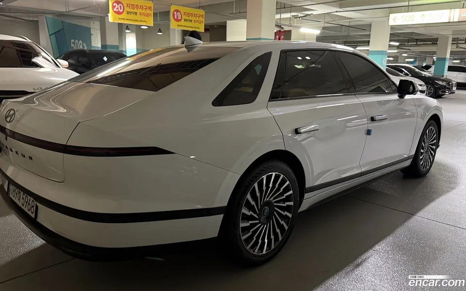 Hyundai Grandeur Hybrid 2026 — thumbnail 4