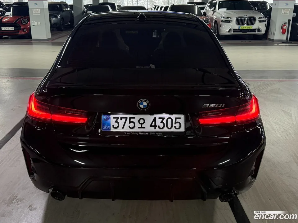 BMW 3 Series 320i M 2026 — миниатюра 2